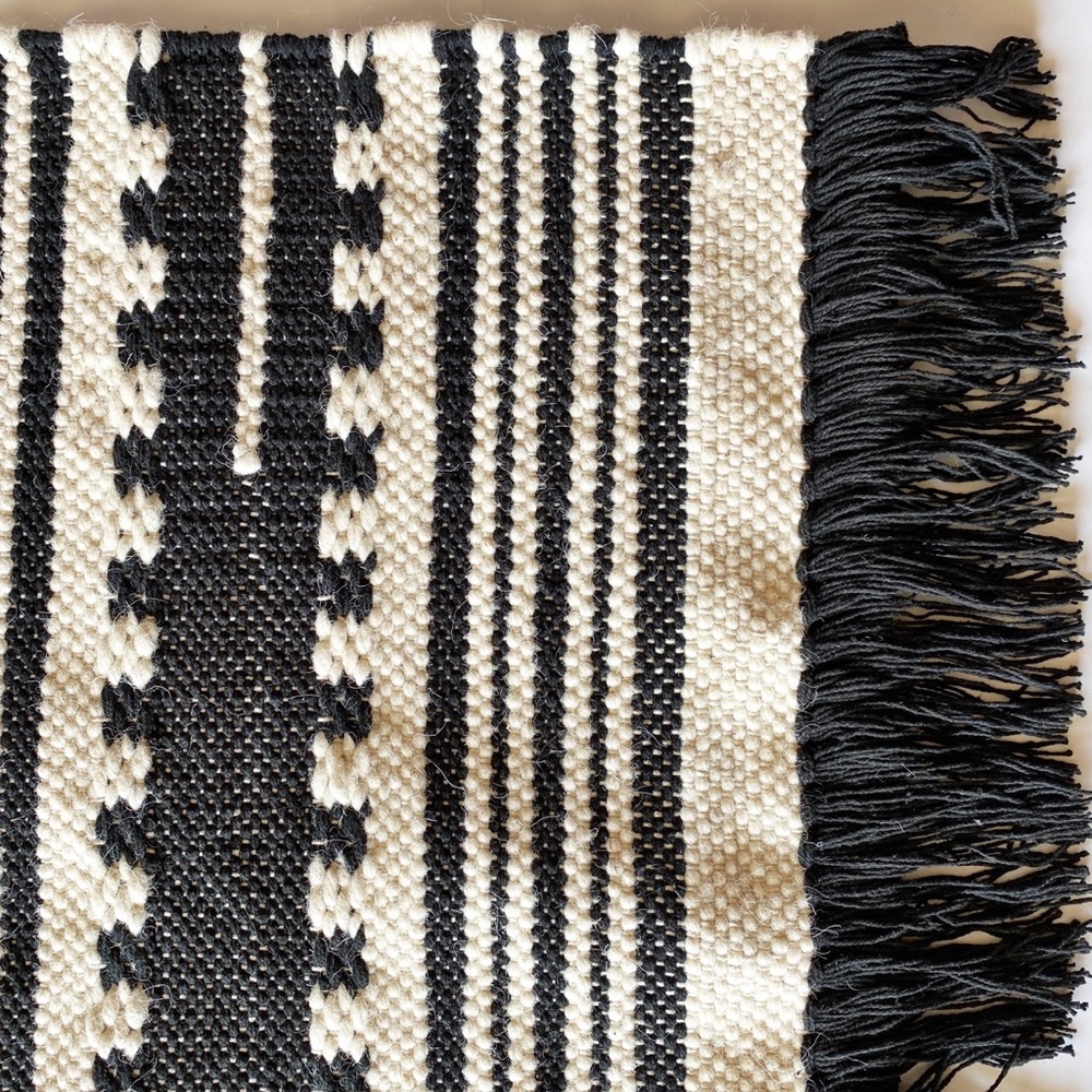 •OPALHOUSE• 2’ x 3’ Sylviidae Stripe Woven Accent Rug - Picture 5 of 15